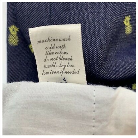 Gillian Harper Pineapple Printed Shorts - Picture 4 of 8